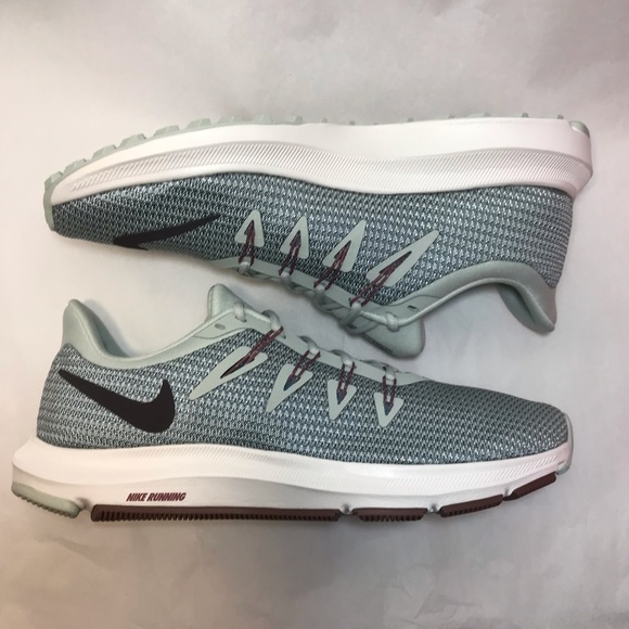 Nike Quest Running Walking Shoes Sneakers Athletic - Picture 2 of 8